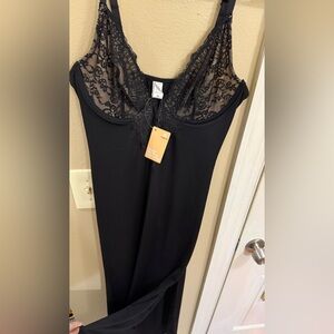 Popilush Built-In Shapewear Lace Bodysuit Dress Black Medium NWT